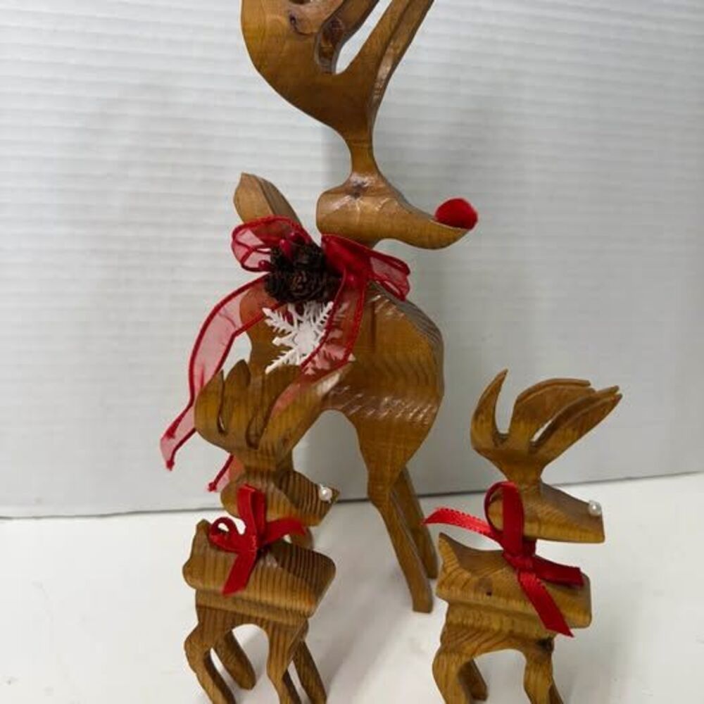 Vintage Hand-Carved Wooden Reindeer Family Set of 3